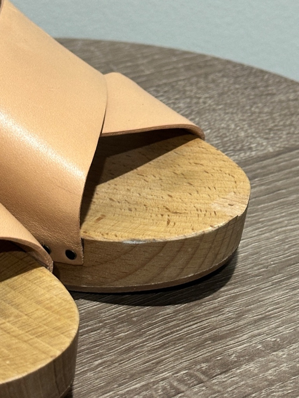 Madewell The Johanna Crisscross Clog Leather Sandal - Picture 13 of 13